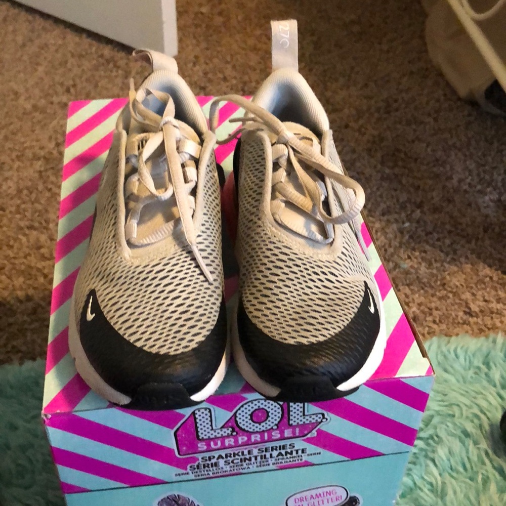 Girls Nike Black Pink Tan Size 13